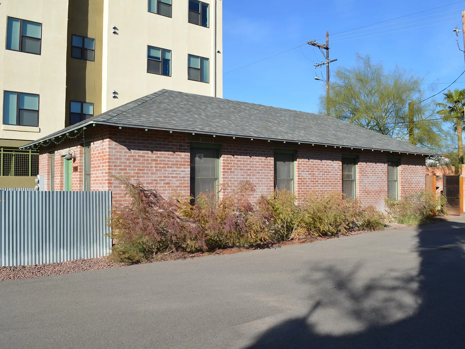 1 bed, 500 sqft, $975 — Photo 3