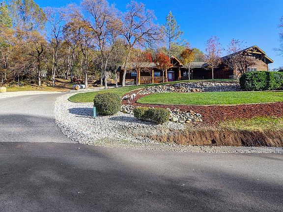 2nd image of 17409 Champagne Ln