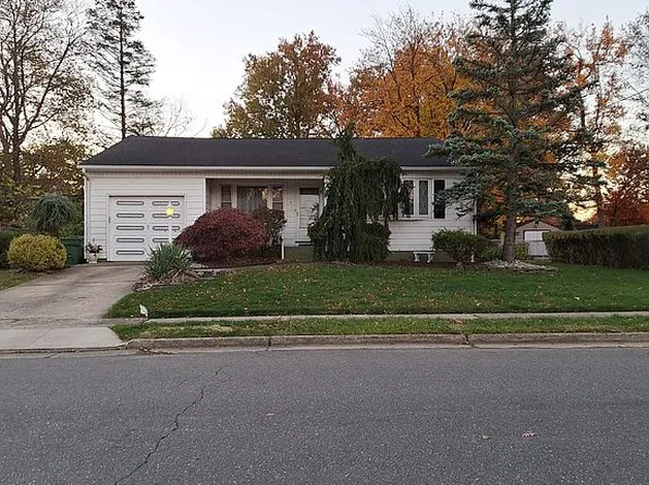 3 Brox Rd, Edison, NJ 08817