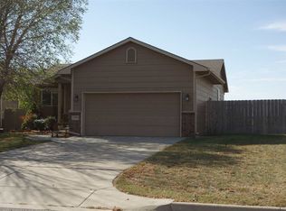 2905 N Cardington St, Wichita, KS 67205