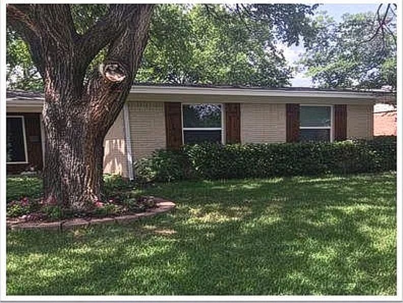 1st image of 2605 Crest Ridge Dr