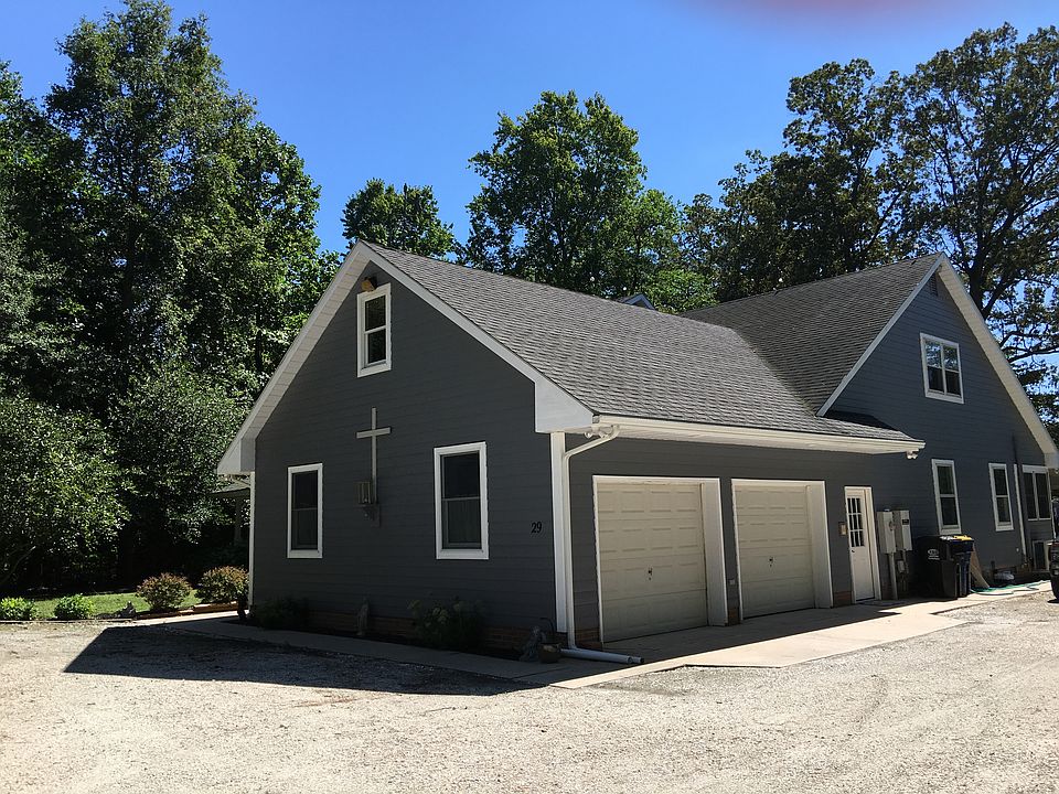 1st image of 29 Pinewater Dr