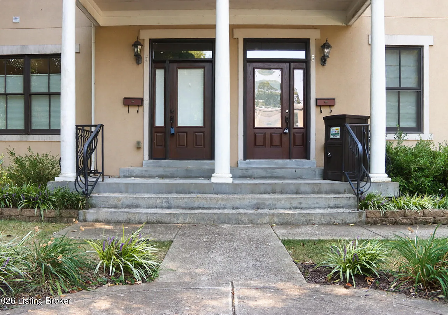 2 bed, 2.5 bath, 1431 sqft, $1,990 — Photo 3