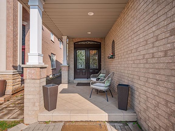 3rd image of 42 Lady Fern Dr