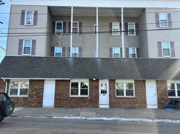 166 Pine St APT B, Attleboro, MA 02703
