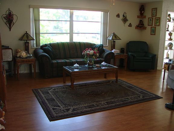Living room/family room