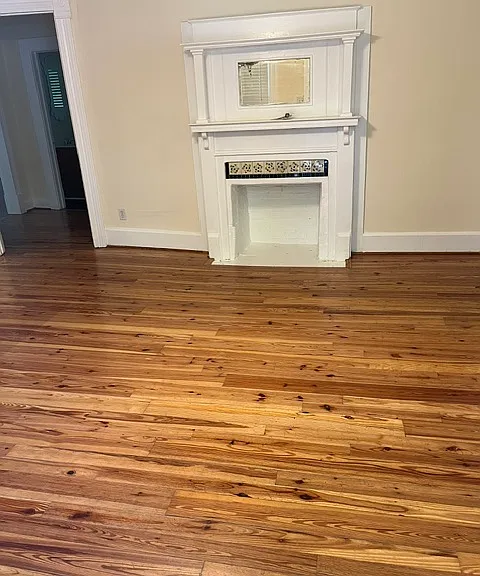 2170 Thompson Ave — Photo 4