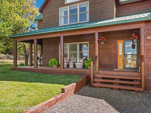 4th image of 614 Escalante Rd