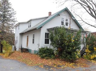 5 Fairlawn Ave, Lewiston, ME 04240