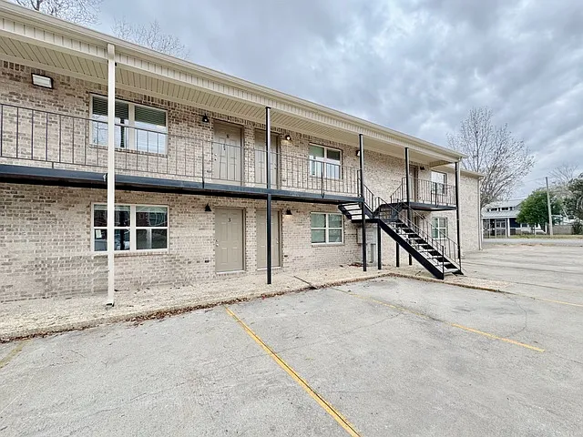 Picard Place — Photo 2