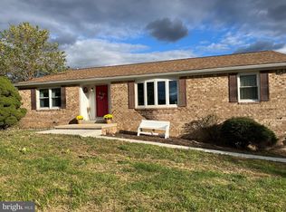 21304 Mount Aetna Rd, Hagerstown, MD 21742