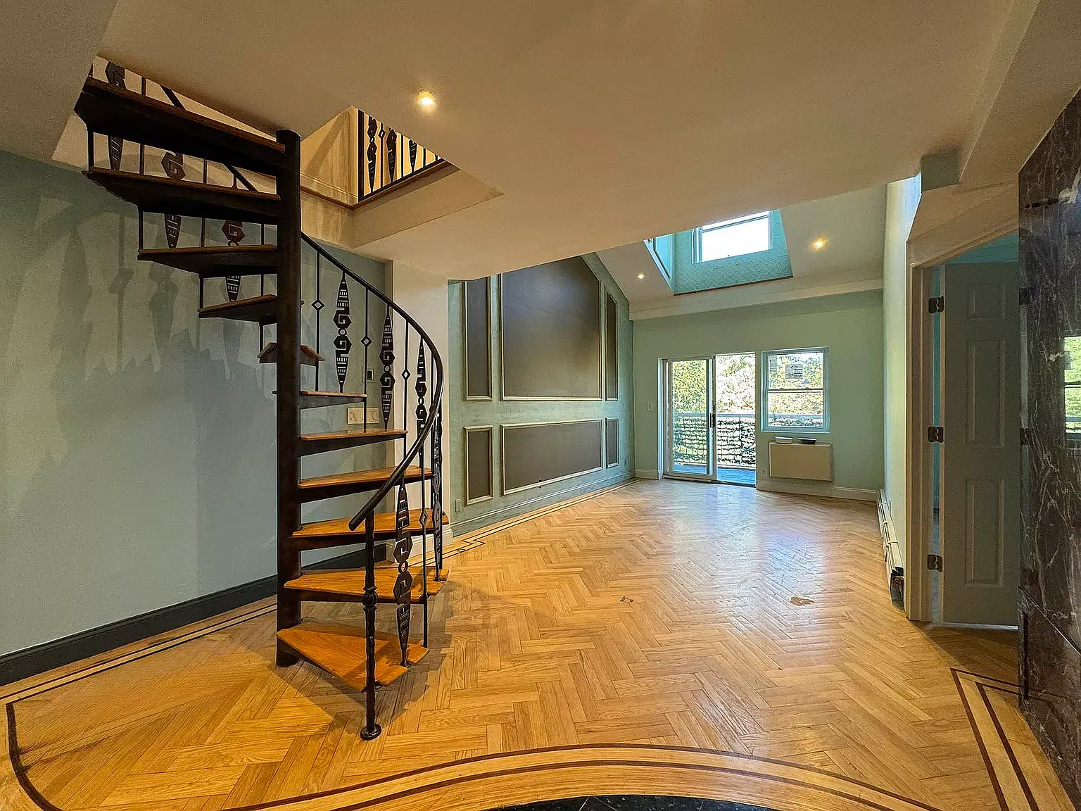 4800 Bedford Avenue — Photo 2