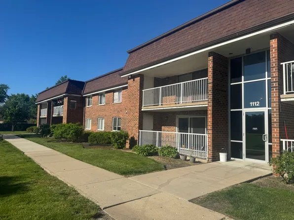 1112 Westover Ln Unit 1B, Schaumburg, IL 60193
