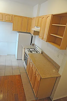 Rented by Aryeh Realty | media 26