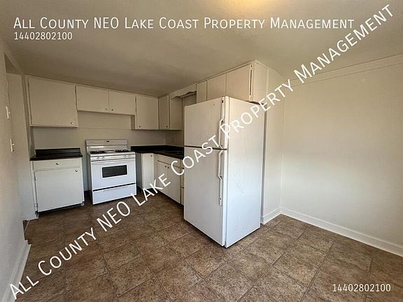 3rd image of 210 Gulf Rd APT C