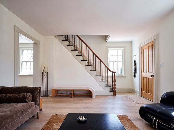 5th image of 16 Glover St
