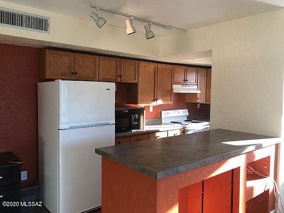 5th image of 6633 E Calle La Paz