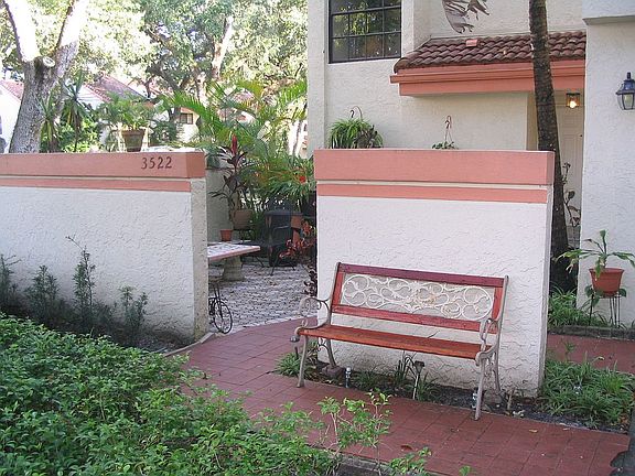 4th image of 3522 Emerald Oaks Dr