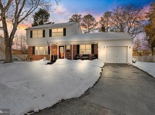 229 Ireland Ter, Williamstown, NJ 08094
