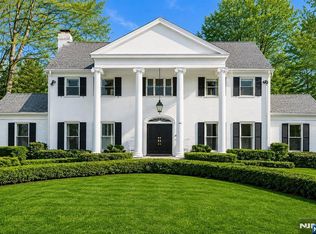 180 Tekening Dr, Tenafly, NJ 07670