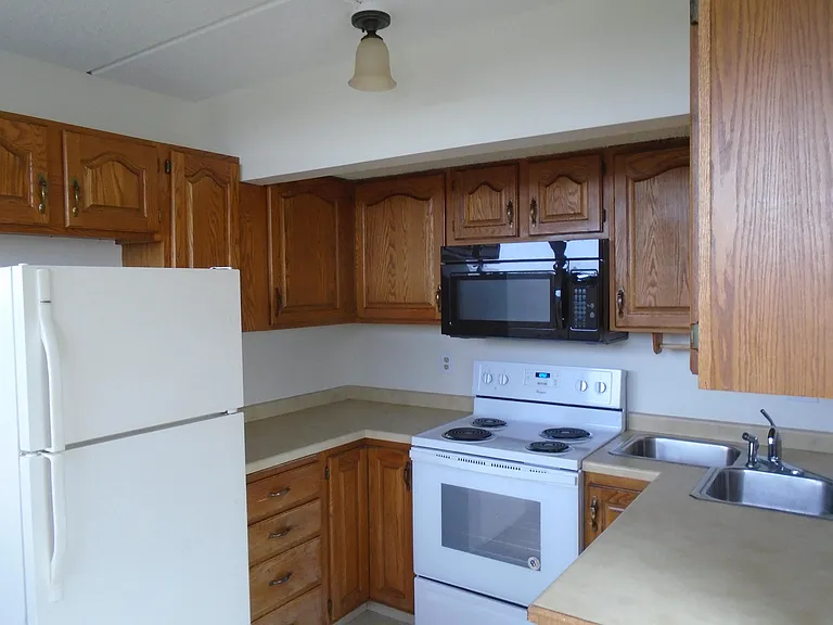 John Snell Apartments — Photo 10
