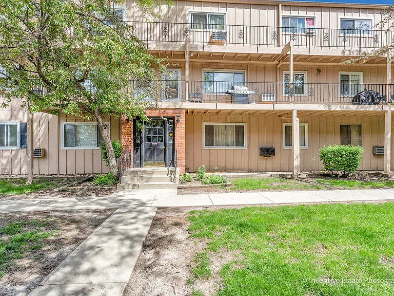2506 Algonquin Rd #18 — Photo 2