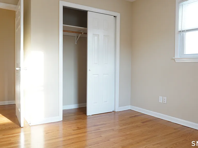 28-30 Sampson St #4 — Photo 14
