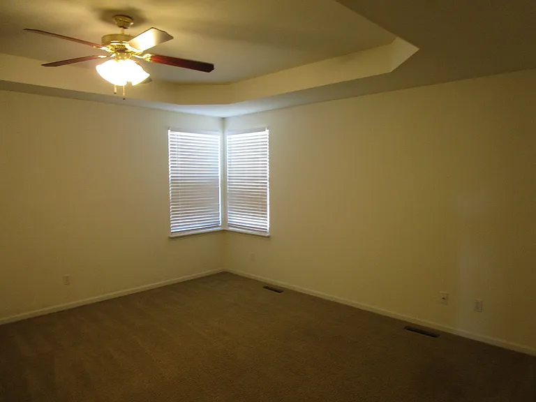 1725-1727 Louise Cir — Photo 21