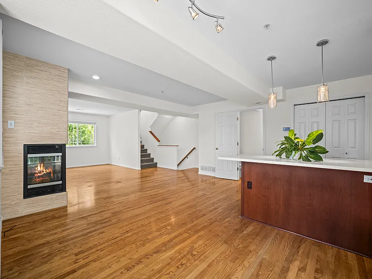 4987 Noble Park Pl — Photo 10