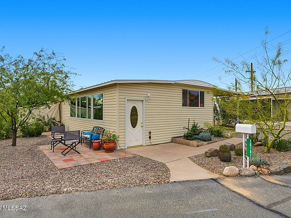 2nd image of 10761 N Highlands Dr