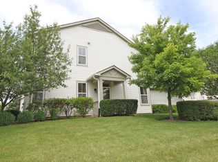 2813 Falling Waters Dr, Lindenhurst, IL 60046