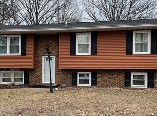 4268 E 27th Ln, Lake Station, IN 46405