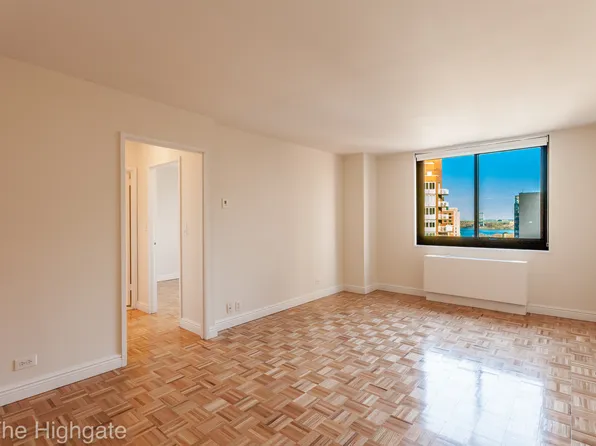 182 East 95th Street image 2 of 8