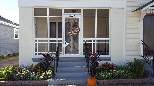 1st image of 862 Hidalgo St