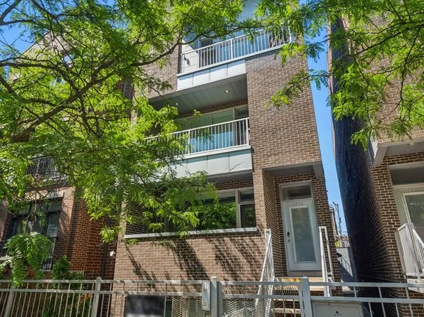 1536 W Walton St APT 3, Chicago, IL 60642