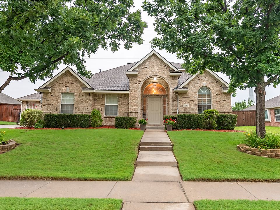 1st image of 4213 Lauren Ln