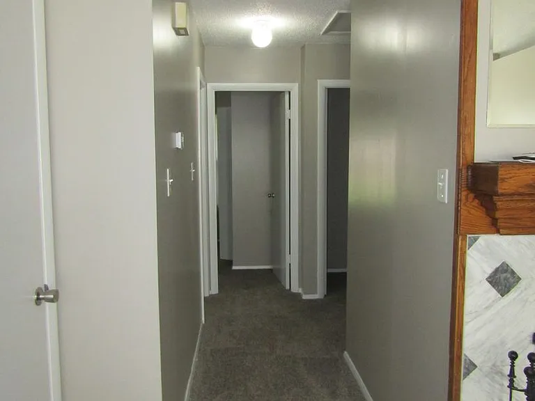 1256 Eaglewood Dr — Photo 6