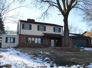 2451 Kraft St, South Saint Paul, MN 55075