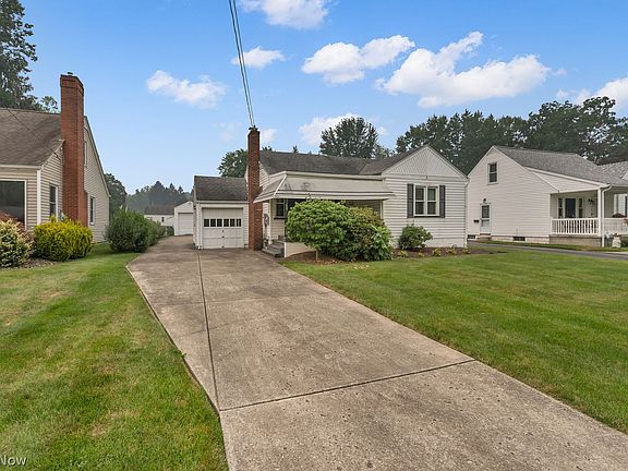 2nd image of 331 Wildwood Dr