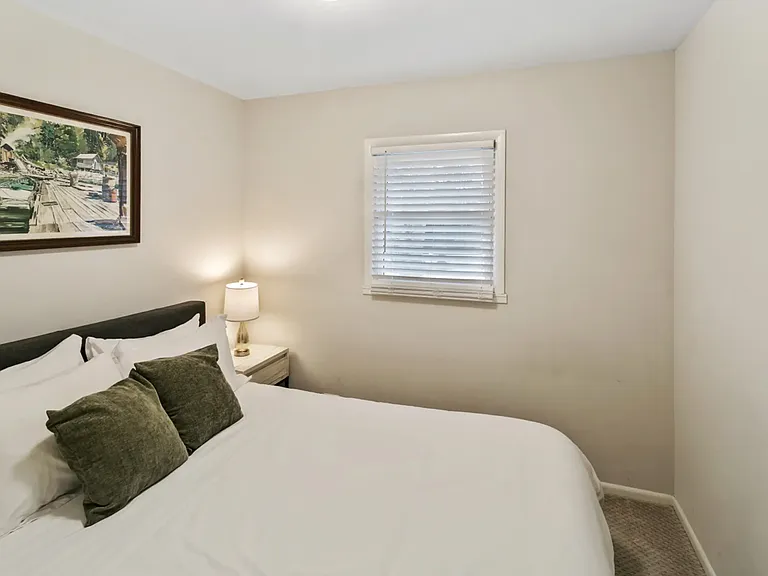 15647 W Birchwood Ln — Photo 28