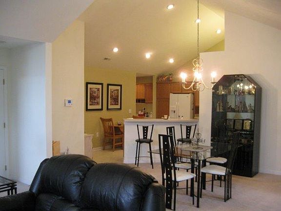 5th image of 5261 Redford Dr