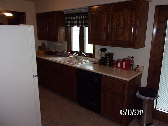 4th image of 1520 W Philip Ave
