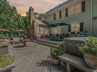 5 Scotch Willie Ln, Hampton, NJ 08827