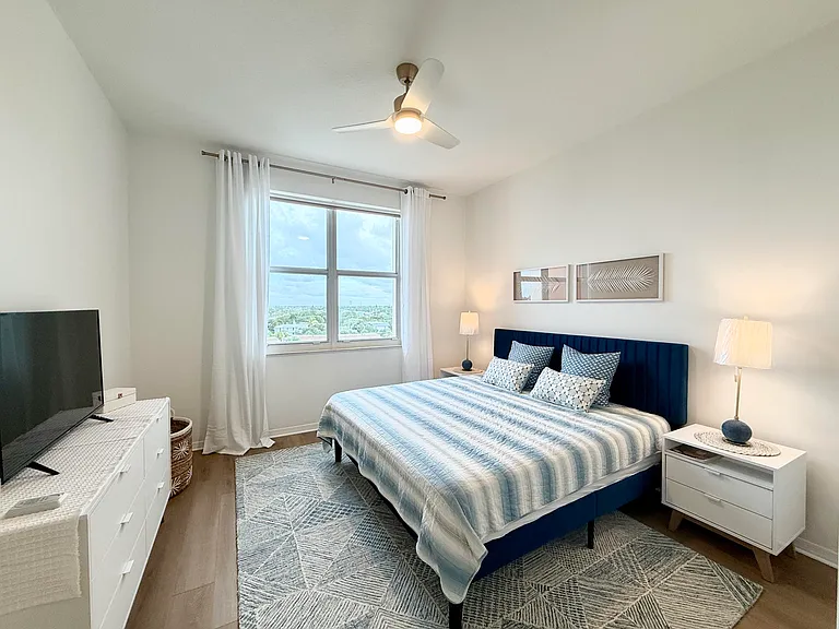 804 E Windward Way #Penthouse 15 — Photo 25