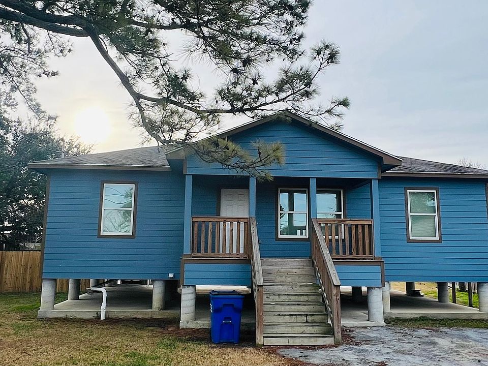 1st image of 2981 Woodcock St