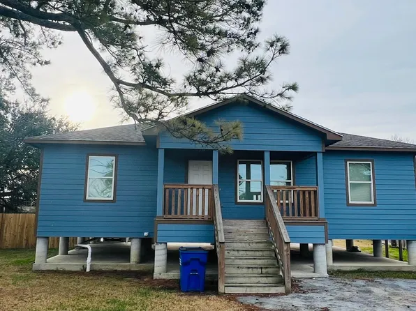 2981 Woodcock St, Orange, TX 77630
