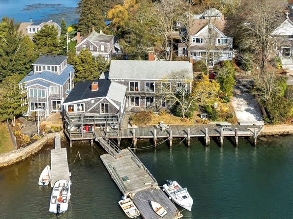 46 Millfield Street, Woods Hole, MA 02543