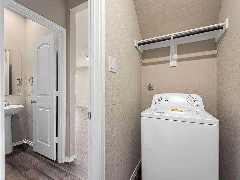 9278 Inland Leather Ln — Photo 30