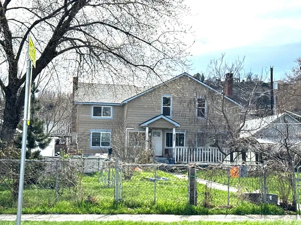 1008 E 12th St, The Dalles, OR 97058