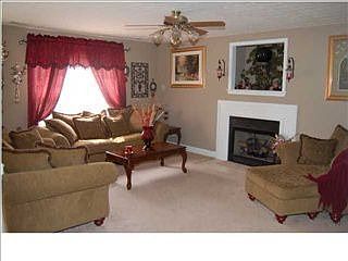 1st image of 240 Elaine Dr